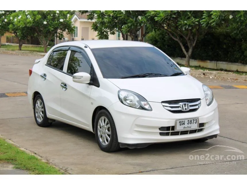 2013 Honda Brio Amaze V Sedan