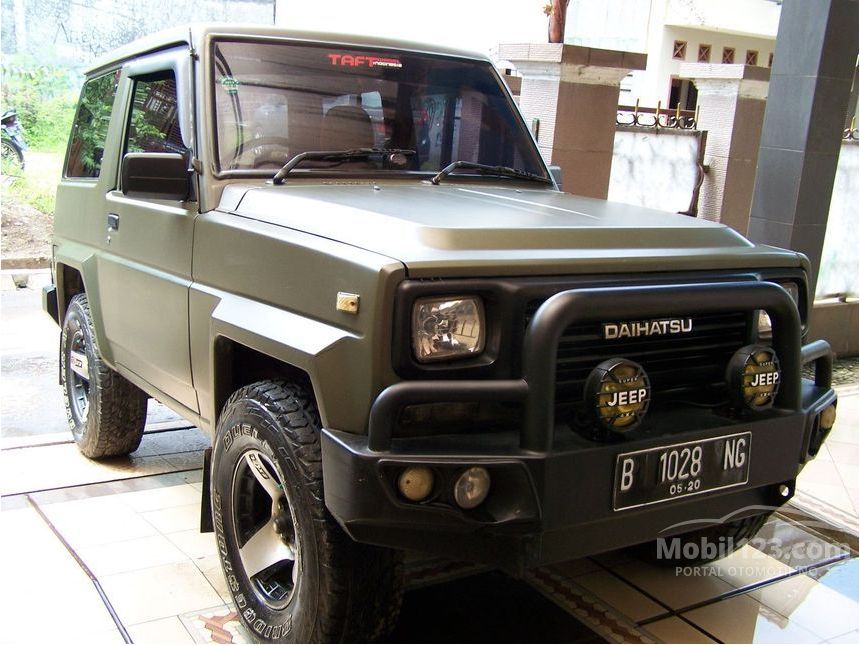 Jual Mobil  Daihatsu  Taft 1994 2 8 di Jawa Barat Manual SUV 