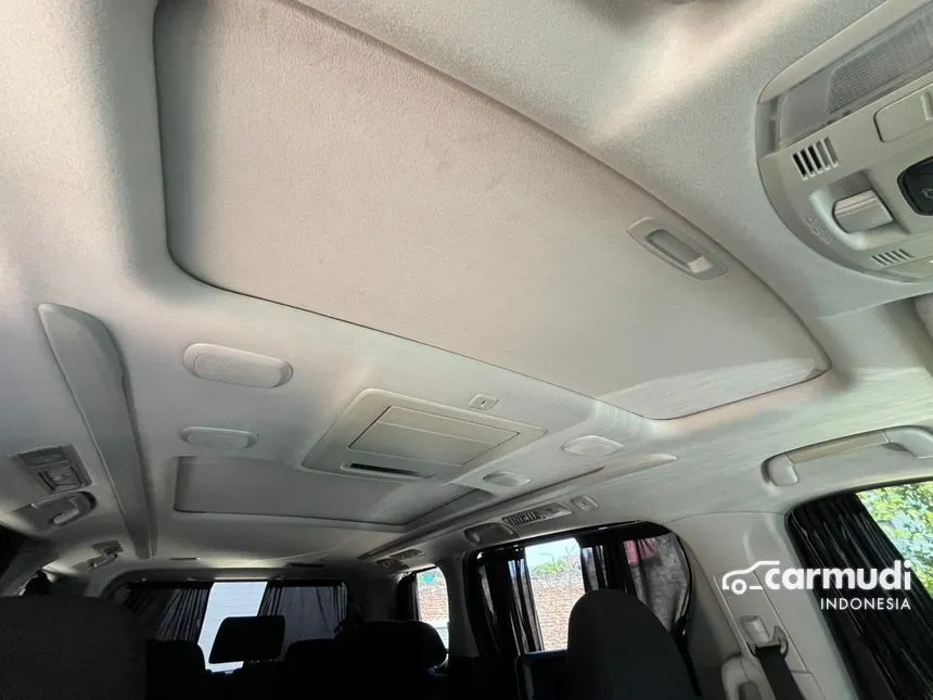 2012 Toyota Alphard SC MPV