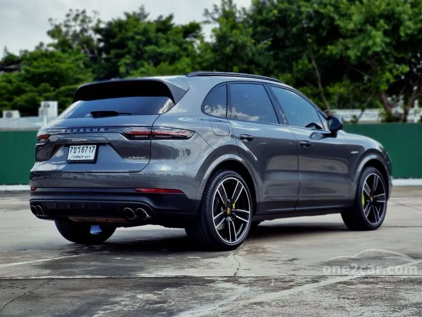 2019 Porsche CAYENNE E-Hybrid SUV