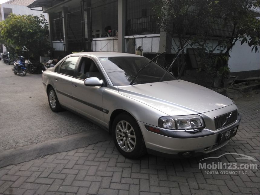 Jual Mobil  Volvo  S80 2002 Series 1 2 9 di Jawa Barat 