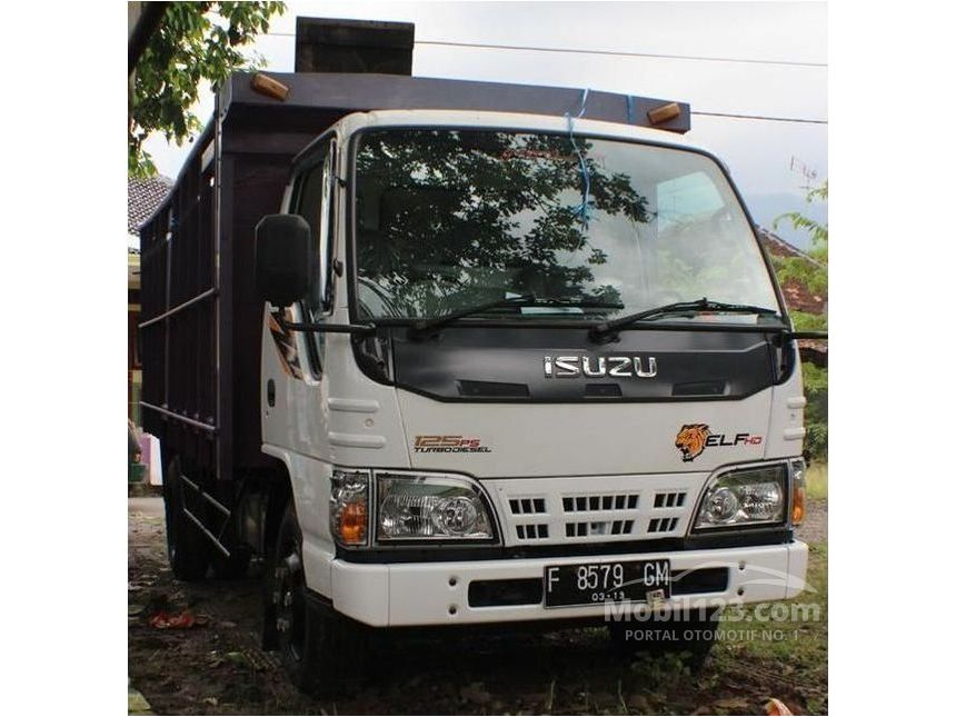 Jual Mobil  Isuzu  Elf  2014 4 6 di Jawa  Barat  Manual Trucks 