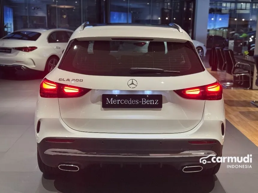 2024 Mercedes-Benz GLA200 AMG Line SUV