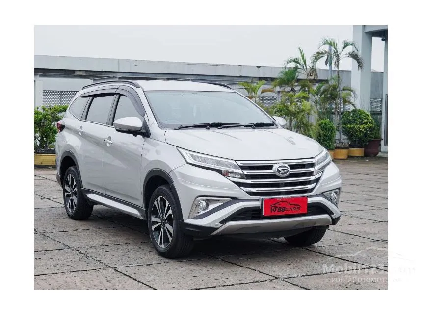 Jual Mobil Daihatsu Terios 2018 R Deluxe 1.5 di DKI Jakarta Automatic SUV Silver Rp 180.000.000