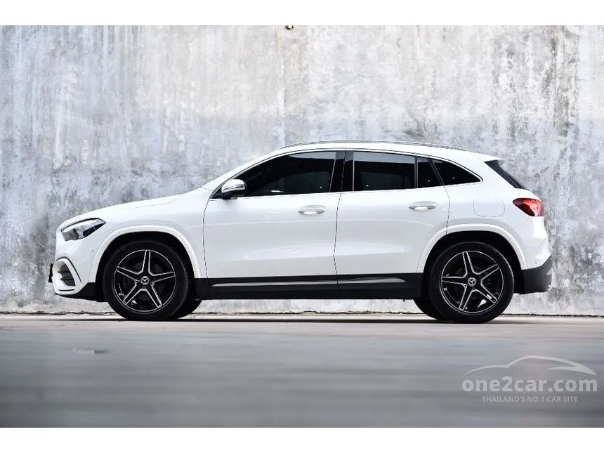 2025 Mercedes-Benz GLA200 Night Edition SUV