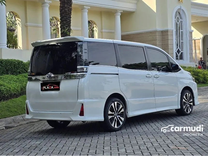 2020 Toyota Voxy Wagon