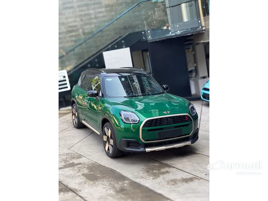 2025 MINI Countryman S ALL4 Favoured Trim SUV