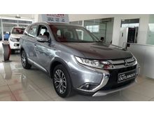 Last UNIT GREY Mitsubishi Outlander 2.4 SUV