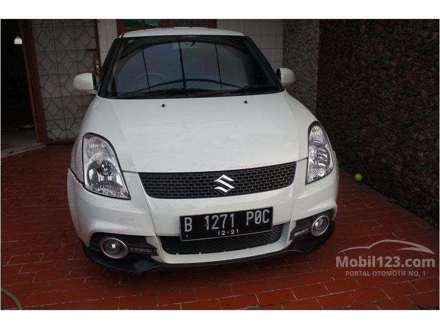 Jual Mobil Suzuki Swift 2011 GT3 1.5 di DKI Jakarta 