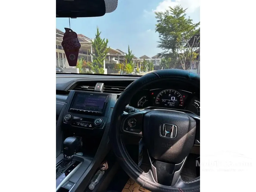 2017 Honda Civic ES Sedan