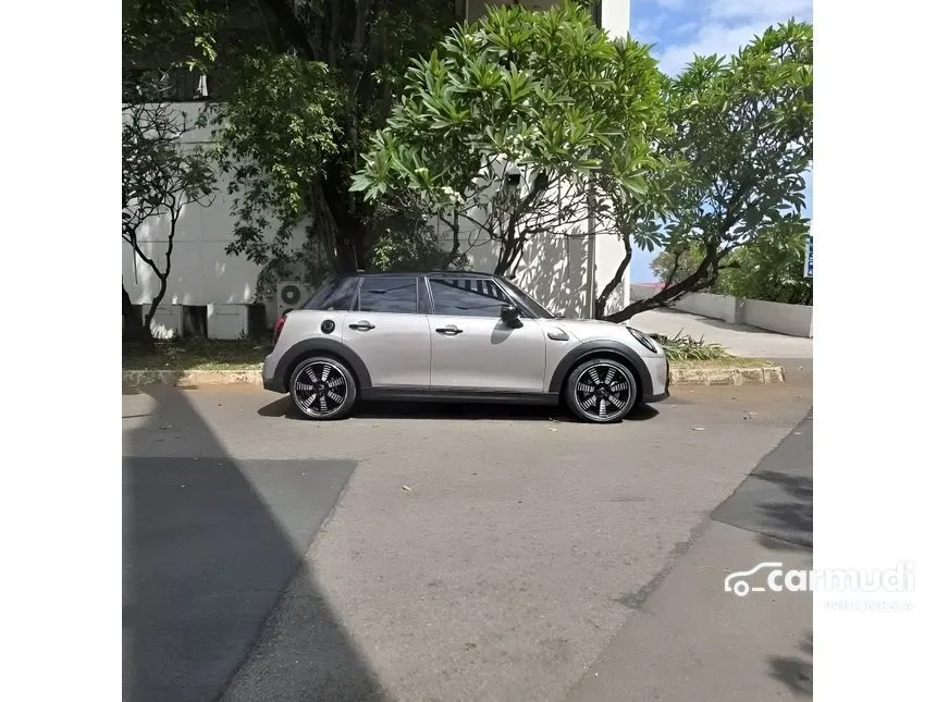 2023 MINI Cooper S 5 Door Hatchback