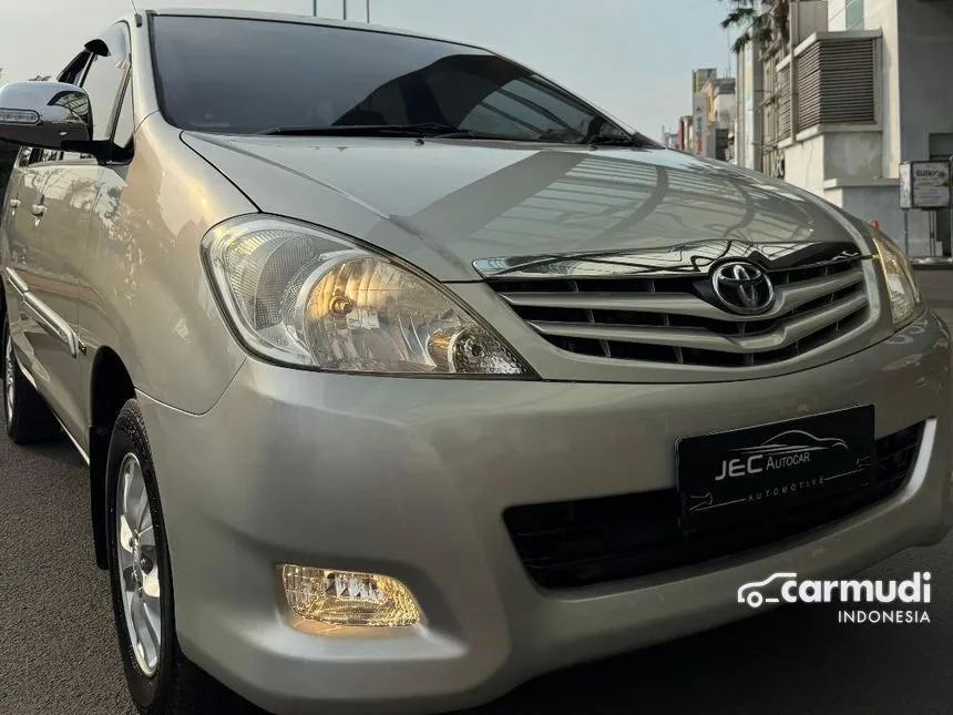 2011 Toyota Kijang Innova G MPV