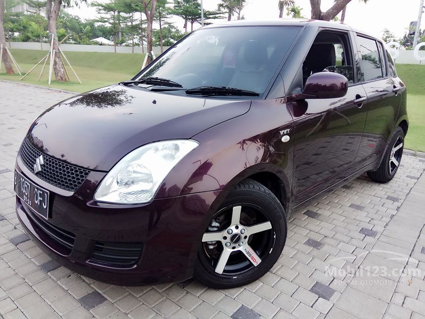 Jual Mobil  Suzuki  Swift  2010 ST 1 5 di Banten Manual 