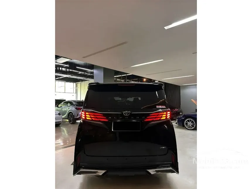 2024 Toyota Alphard HEV Modelista MPV