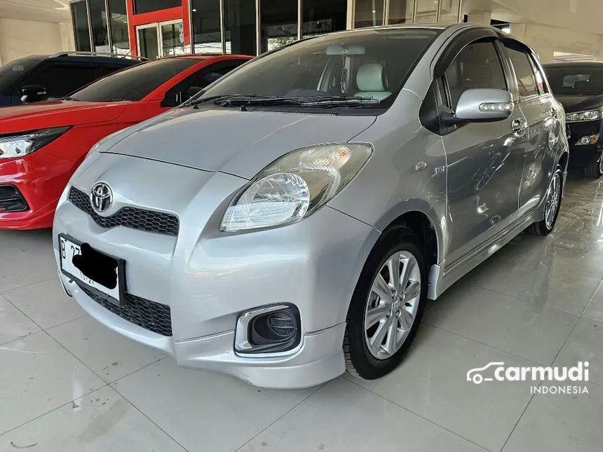 2012 Toyota Yaris E Hatchback