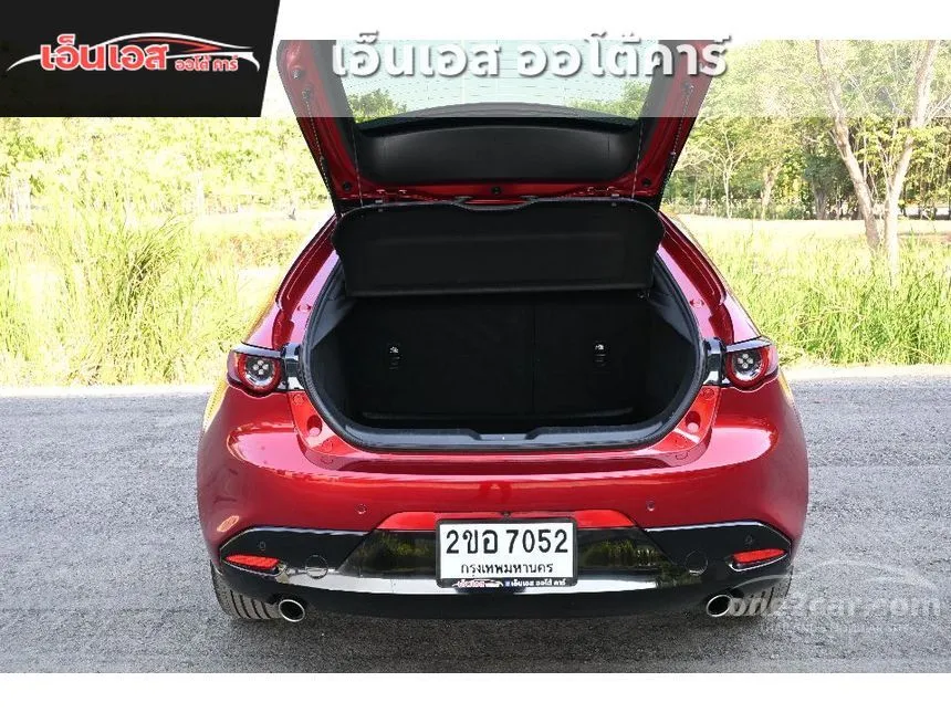 2022 Mazda 3 S Sports Hatchback