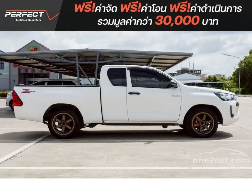 2022 Toyota HILUX REVO Z Edition Entry Smart Cab Pickup