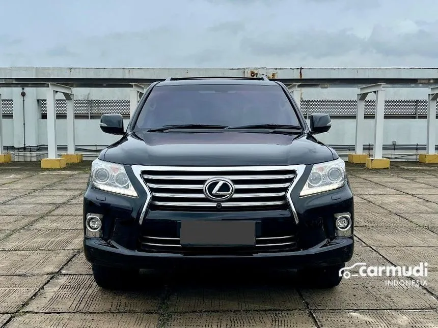 2013 Lexus LX570 SUV