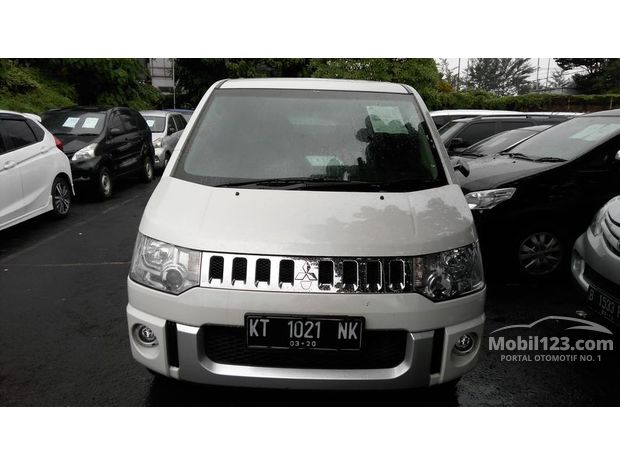 Mitsubishi Delica Mobil Bekas Baru dijual di Indonesia Mitsubishi Delica Mobil Bekas Baru dijual di Indonesia