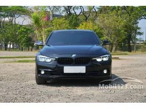 2019 BMW 320i 2.0 Sport Shadow Edition Sedan