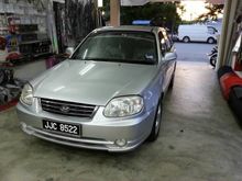 2005 Hyundai Accent 1.5 L Sedan