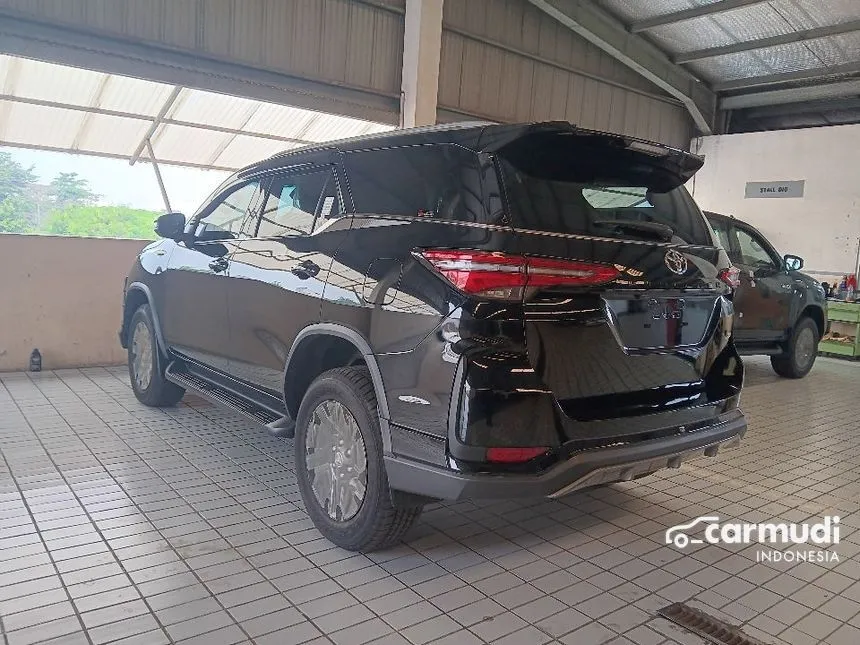 2025 Toyota Fortuner GR Sport TSS SUV