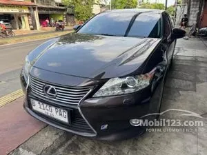 2014 Lexus ES 300h 2.5 Sedan