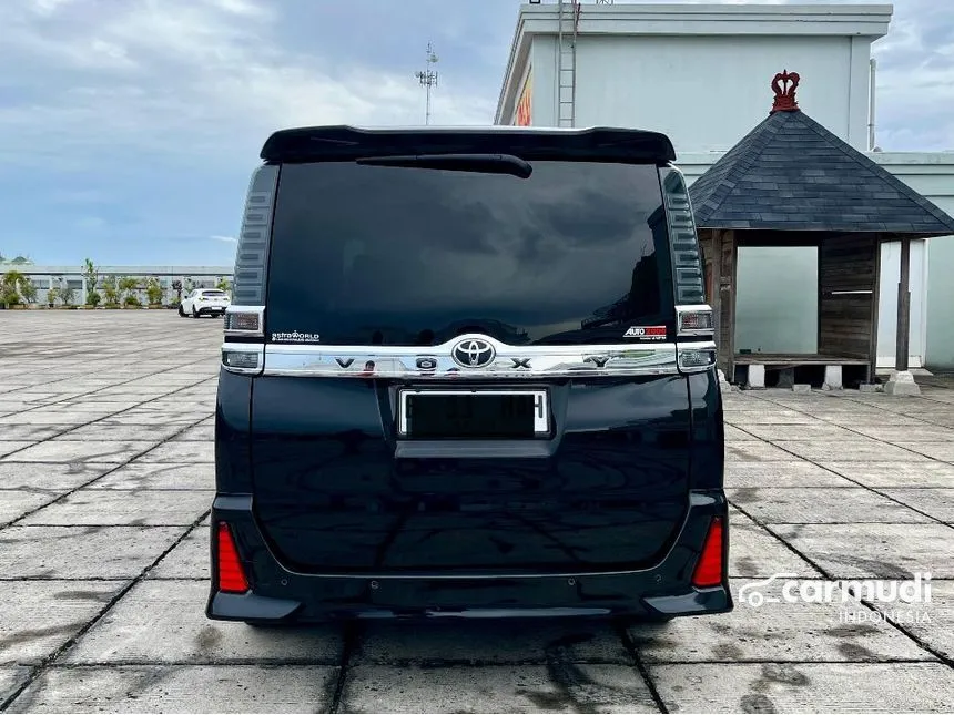 2018 Toyota Voxy Wagon