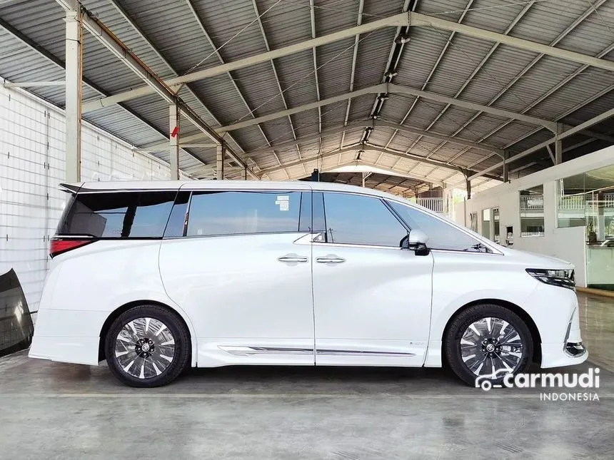 2024 Toyota Alphard HEV MPV