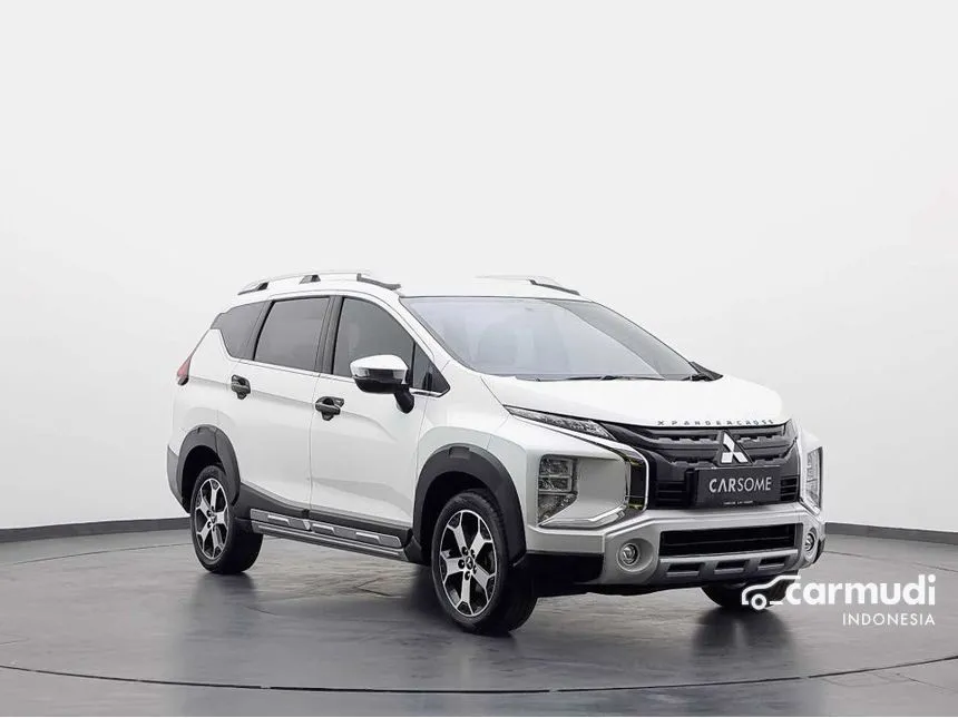 Jual Mobil Mitsubishi Xpander Cross 2022 1.5 di Banten Automatic MPV Putih Rp 261.000.000