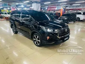 2022 Toyota Kijang Innova 2.0 Venturer MPV