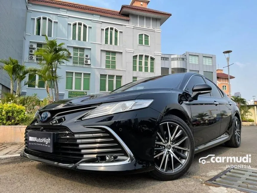 Jual Mobil Toyota Camry 2022 HV TSS 2 2.5 di DKI Jakarta Automatic Sedan Hitam Rp 800.000.000