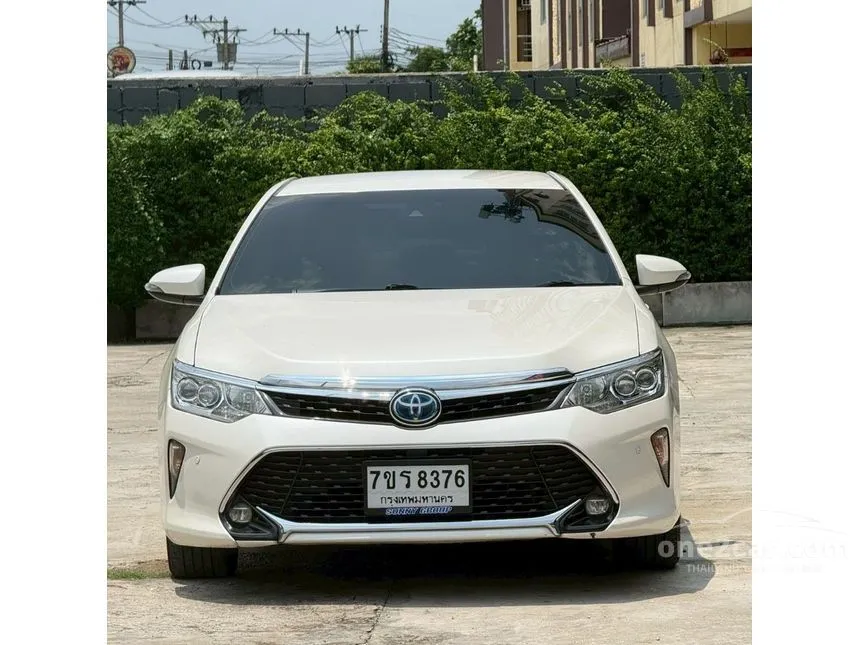 2017 Toyota CAMRY Hybrid Sedan