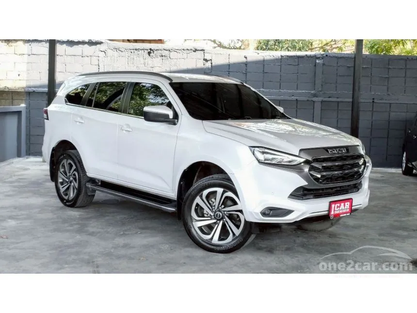 2020 Isuzu MU-X Ultimate SUV