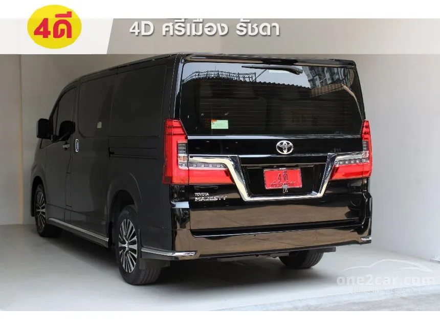 2021 Toyota Majesty Premium Van
