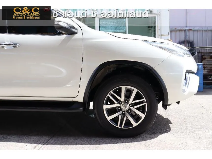 2016 Toyota FORTUNER V SUV