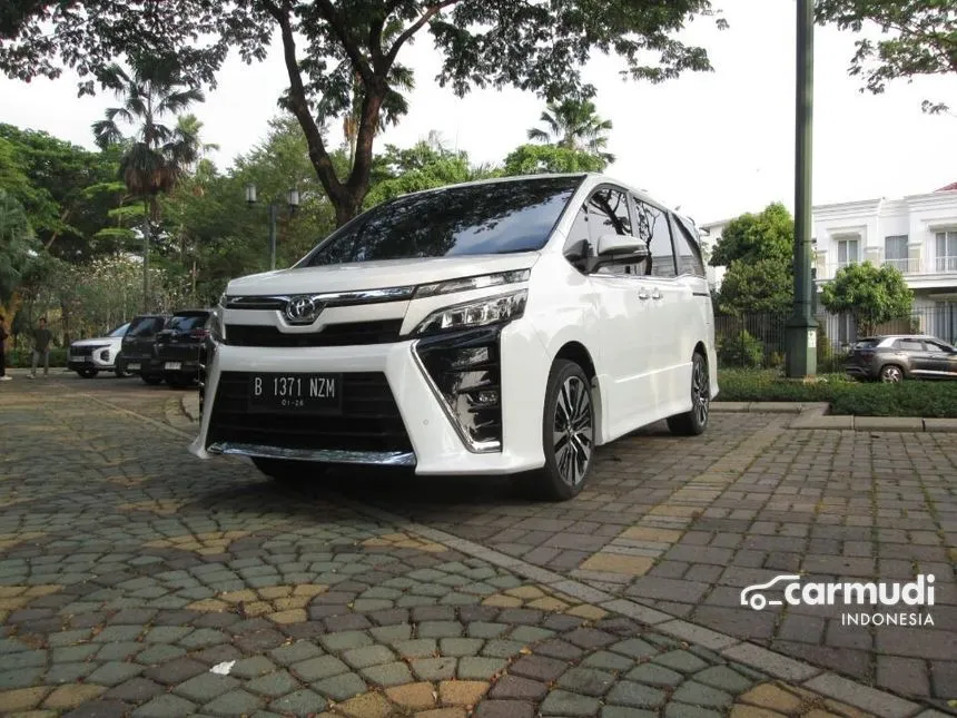 2020 Toyota Voxy Wagon