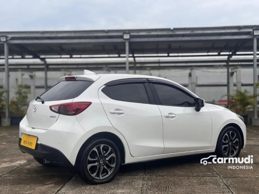2017 Mazda 2 R Hatchback