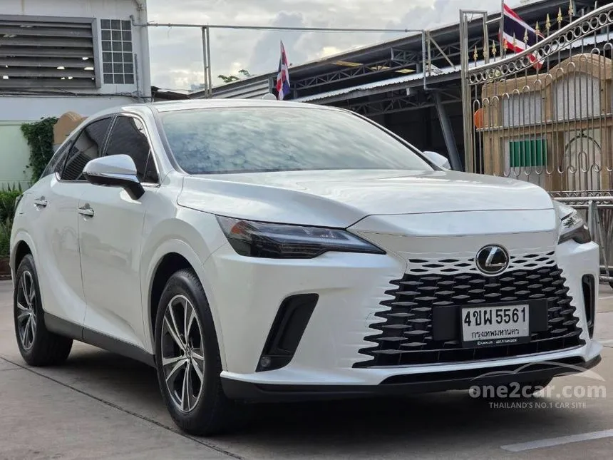 2023 Lexus RX450h+ Luxury SUV