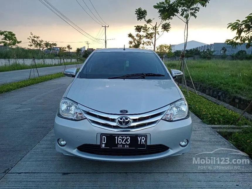 Jual Mobil Toyota Etios Valco 2014 E 1.2 di Jawa Barat Manual Hatchback Silver Rp 85.000.000