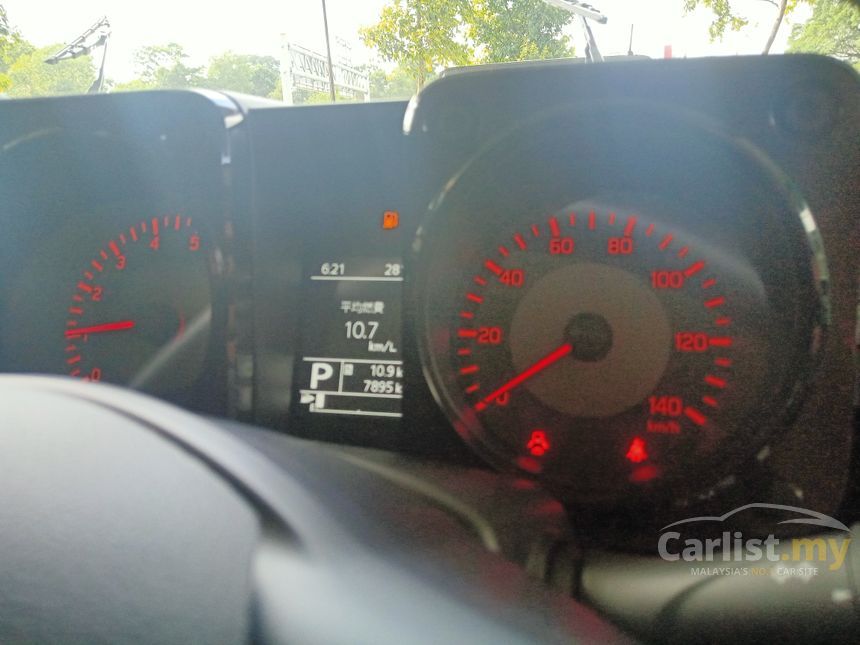 Suzuki Jimny 2018 0.7 in Johor Automatic SUV Yellow for RM 148,000