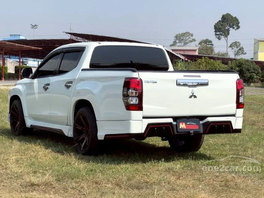 2022 Mitsubishi TRITON GLX Double Cab Pickup