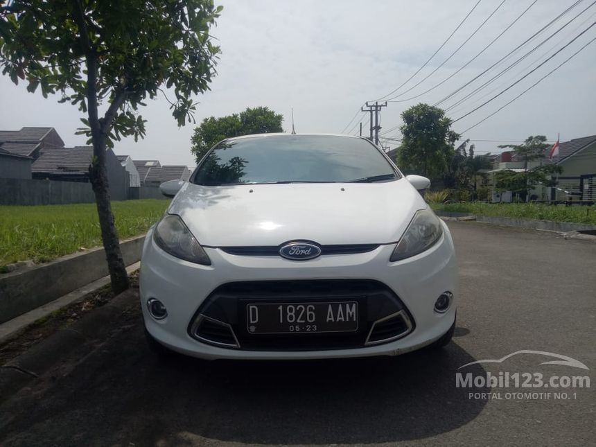 Jual Mobil  Ford  Fiesta  2013 EcoBoost  S 1 0 di Jawa Barat 