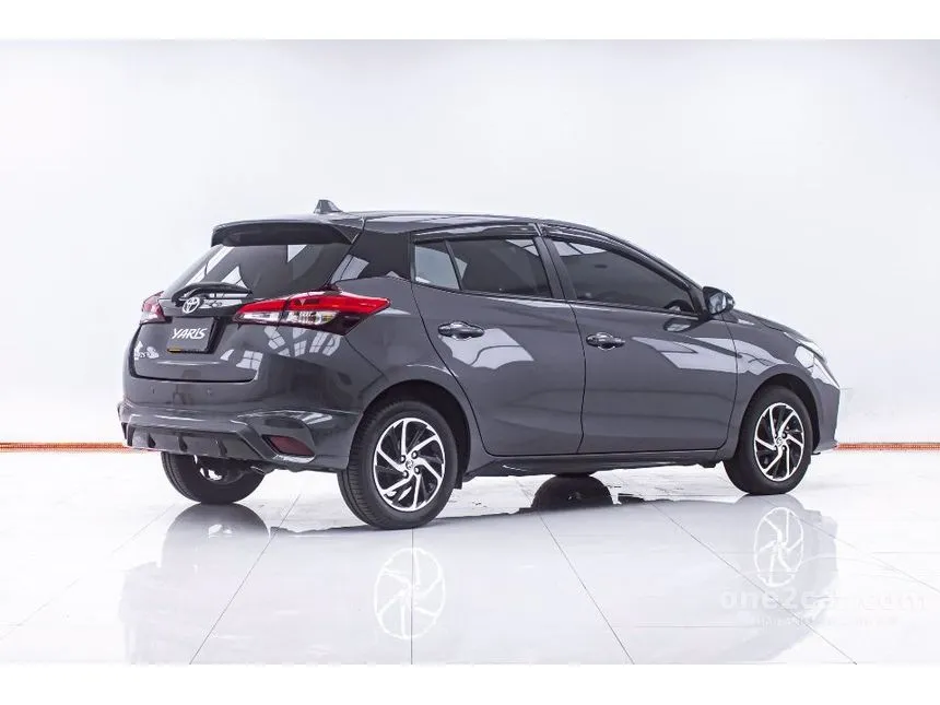2021 Toyota YARIS Sport Hatchback