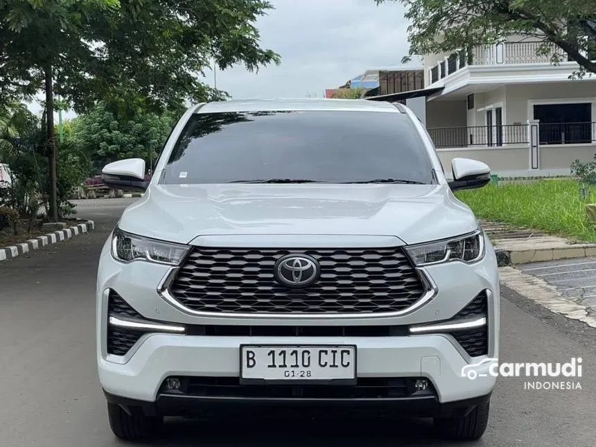 2022 Toyota Kijang Innova Zenix V Wagon