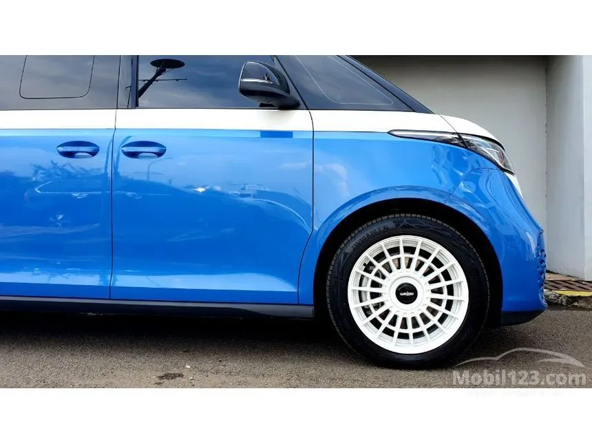 2026 Volkswagen ID. Buzz LWB Van