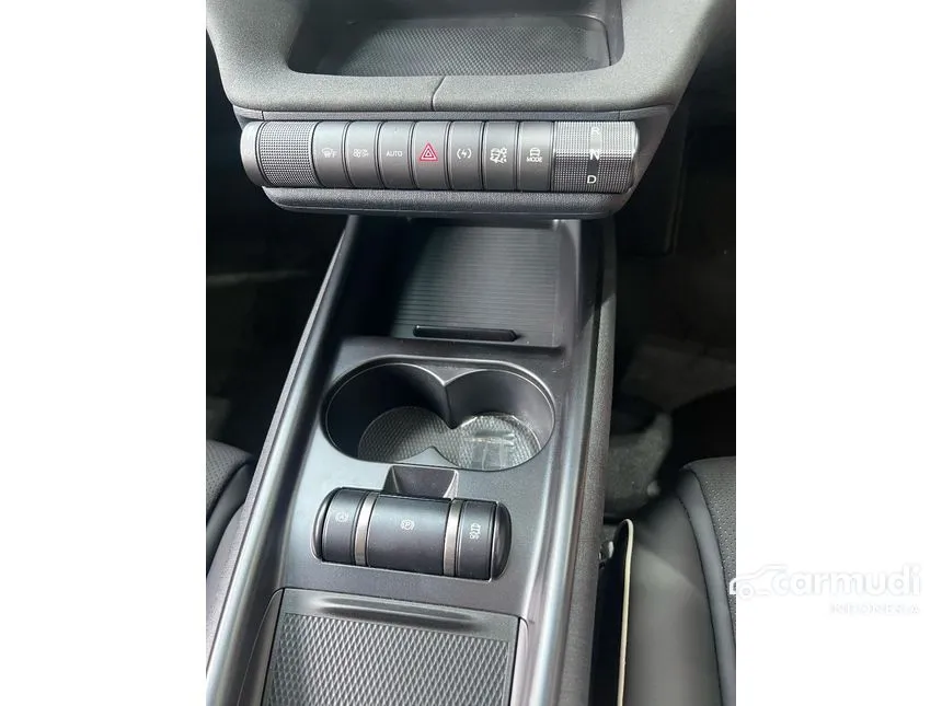 2025 BYD Dolphin Dynamic Standard Range Hatchback