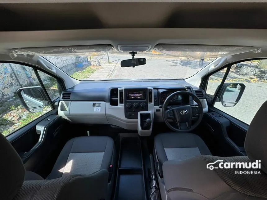 2022 Toyota Hiace Premio Van