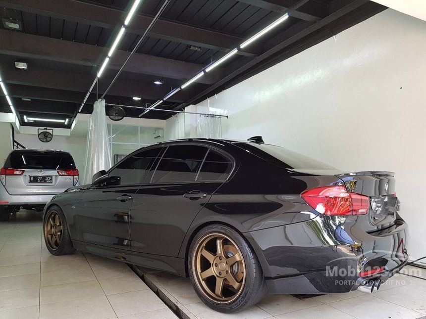 Jual Mobil BMW 328i 2013 Sport 2 0 di DKI Jakarta Jual Mobil BMW 328i 2013 Sport 2 0 di DKI Jakarta