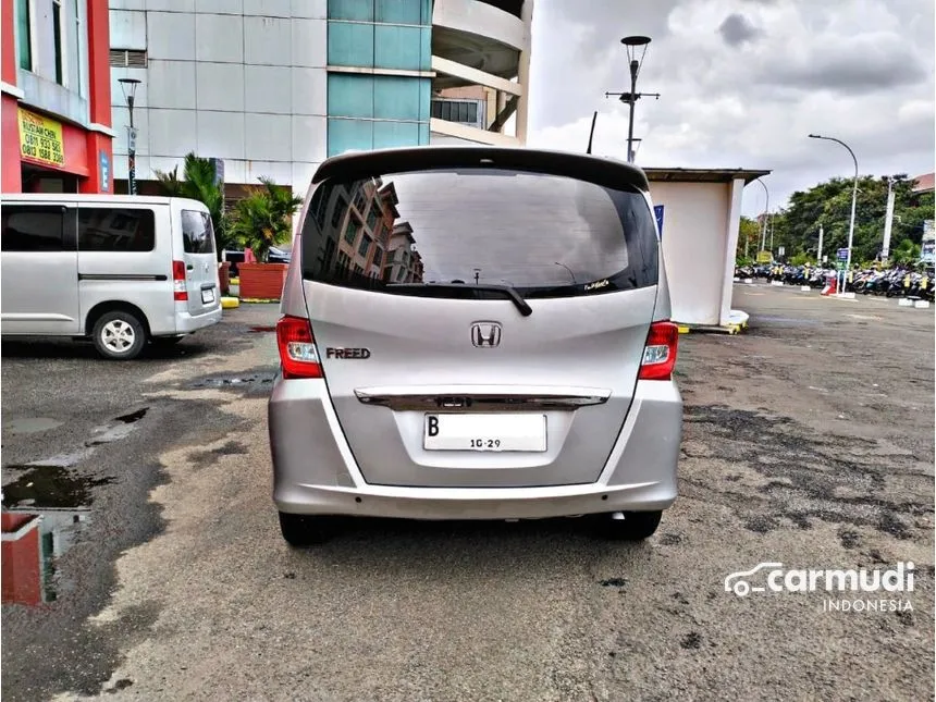 2014 Honda Freed S MPV